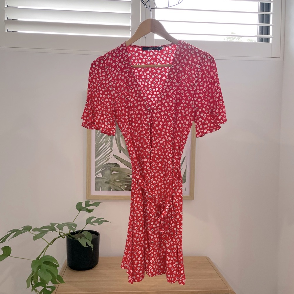 Red Floral Sportsgirl Dress ❤️ - Picture 4 of 14
